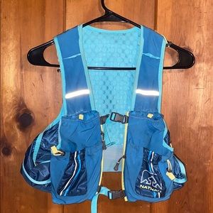 VAPORAIRESS 2.0 7 LITER WOMEN'S HYDRATION PACK